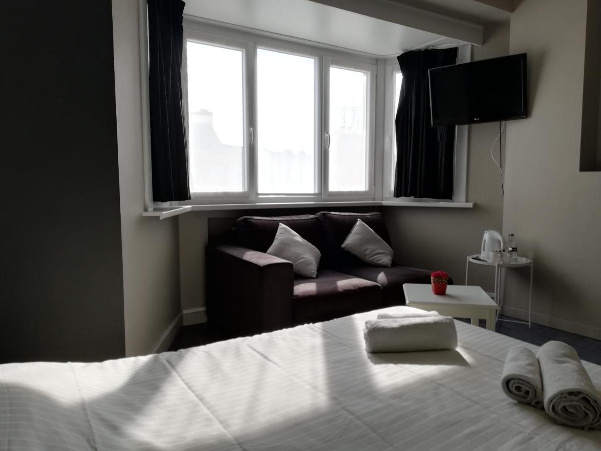 Logies Het Maantje Hotel De Panne Bagian luar foto